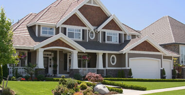 Front of Home with Grass with Homeowners Insurance in Houston, Texas Gulf Coast, Galveston, League City